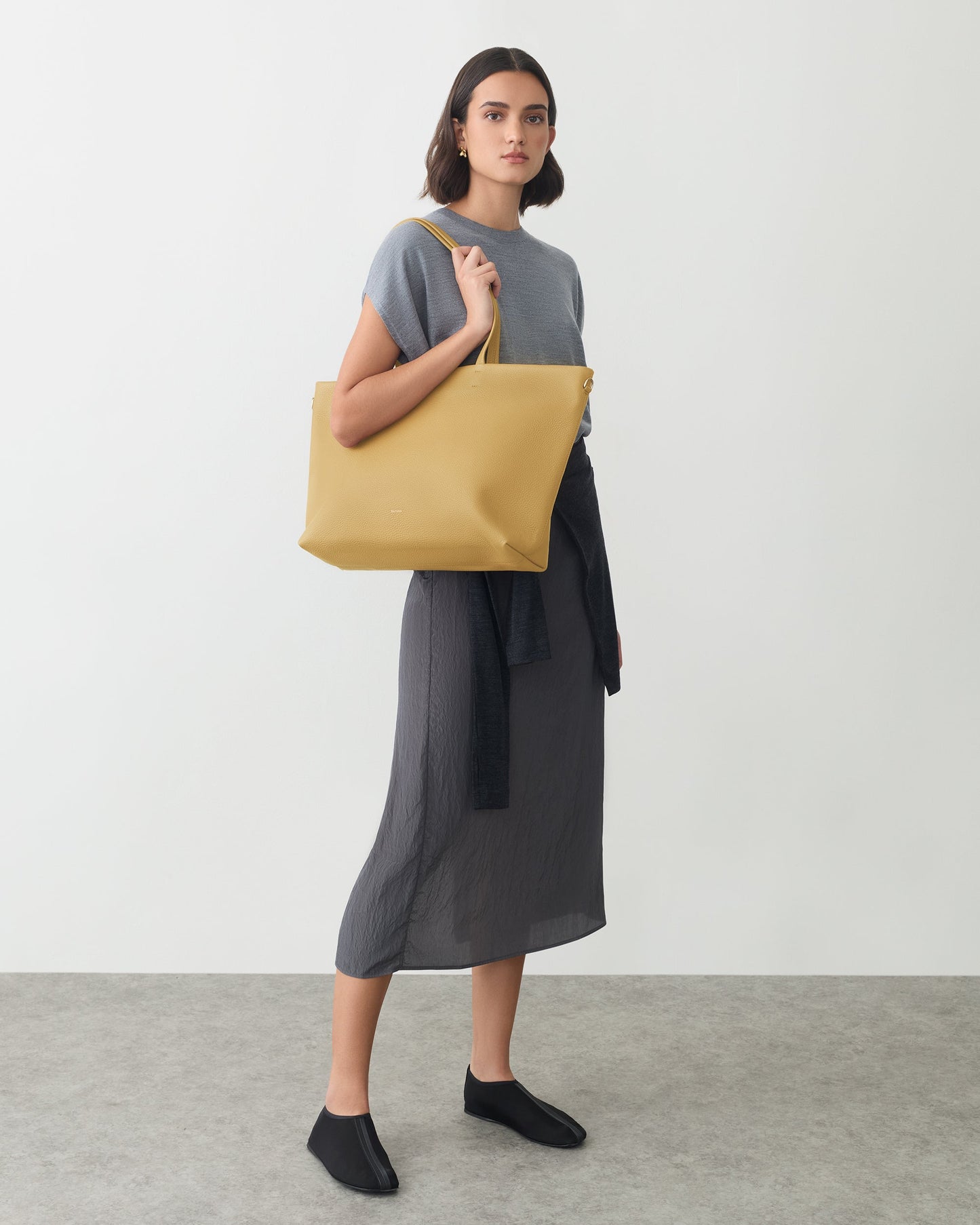 Classic Easy Zipper Tote